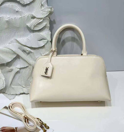 YSL 

COPY ONE 

NEW CAME
 WITH BOX

125 dhs🇦🇪
Zain39
♥️♥️♥️