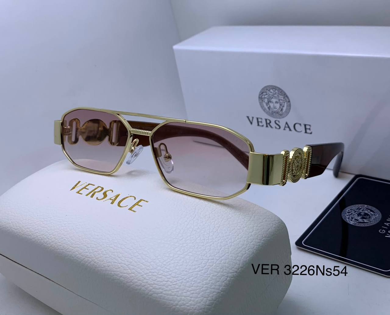 Versace
70 dhs🇦🇪🇦🇪

Zain126
♥️♥️♥️
