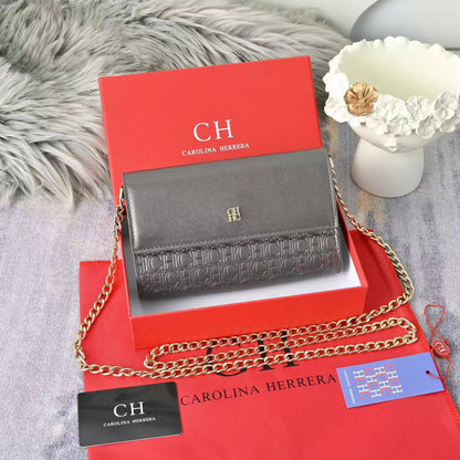 LV

withbox 
🎁🎁🎁

19 CM
90 dhs🗽

Zain143
♥️♥️♥️