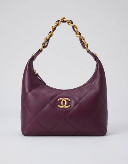 Chanel

High quality 

With box 
105 dhs🇦🇪🇦🇪

Zain50
♥️♥️♥️