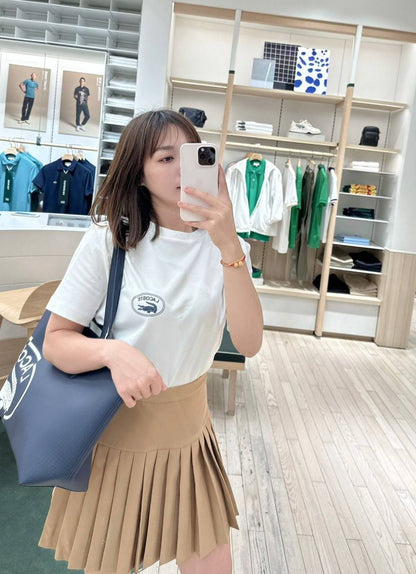 LACOSTE 
NEW DESIGNS 
DOUBLE FACE 
GOOD QUALITY 
75 dhs✅

Zain295
♥️♥️♥️