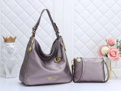 Dior

AVAILABLE

110 dhs🇦🇪
 
HIGH QUALITY
Zain169
♥️♥️♥️