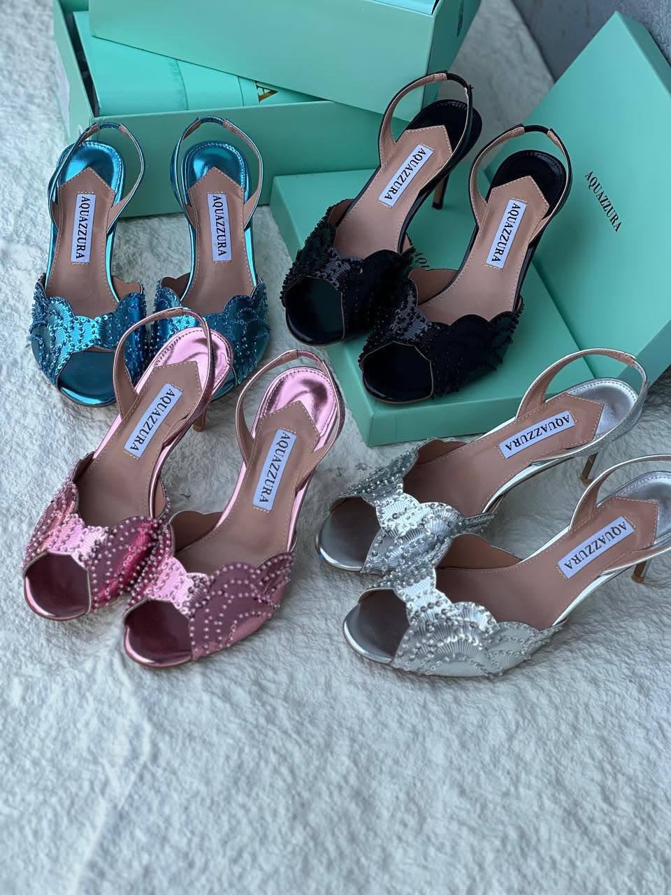 Aquazzura
𝟗𝐂𝐌
💯high quality
Size 36-37-38-39-40-41

130 dhs🇦🇪🇦🇪

Zain86
♥️♥️♥️
