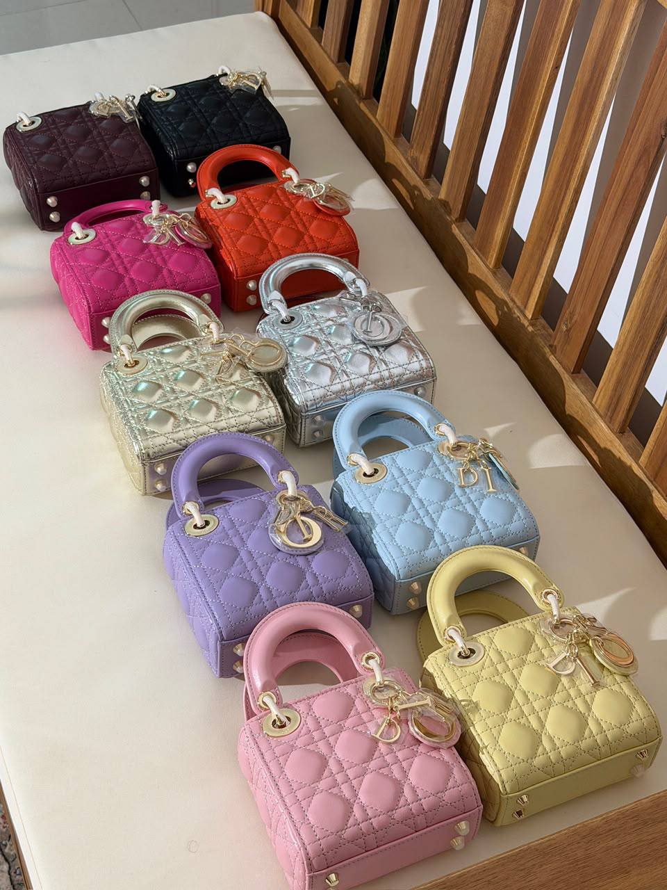 DIOR
Super Master Quality ⚡️
Original Packing 🎁
Size 12CM📏
For Price 👇 WhatsApp✅
0568585901 
0507557372
0552275751 Owner Zain 👌

Zain321
♥️♥️♥️