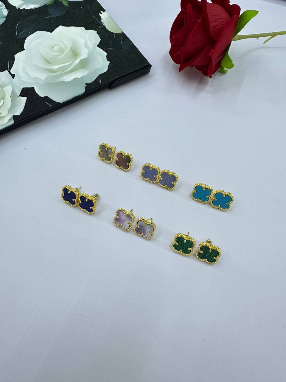VCA
NECKLACE & EARING
*COPY*🍃
With NORMAL BOX 
🎁🎁🎁

50 dhs✅

Zain263
♥️♥️♥️