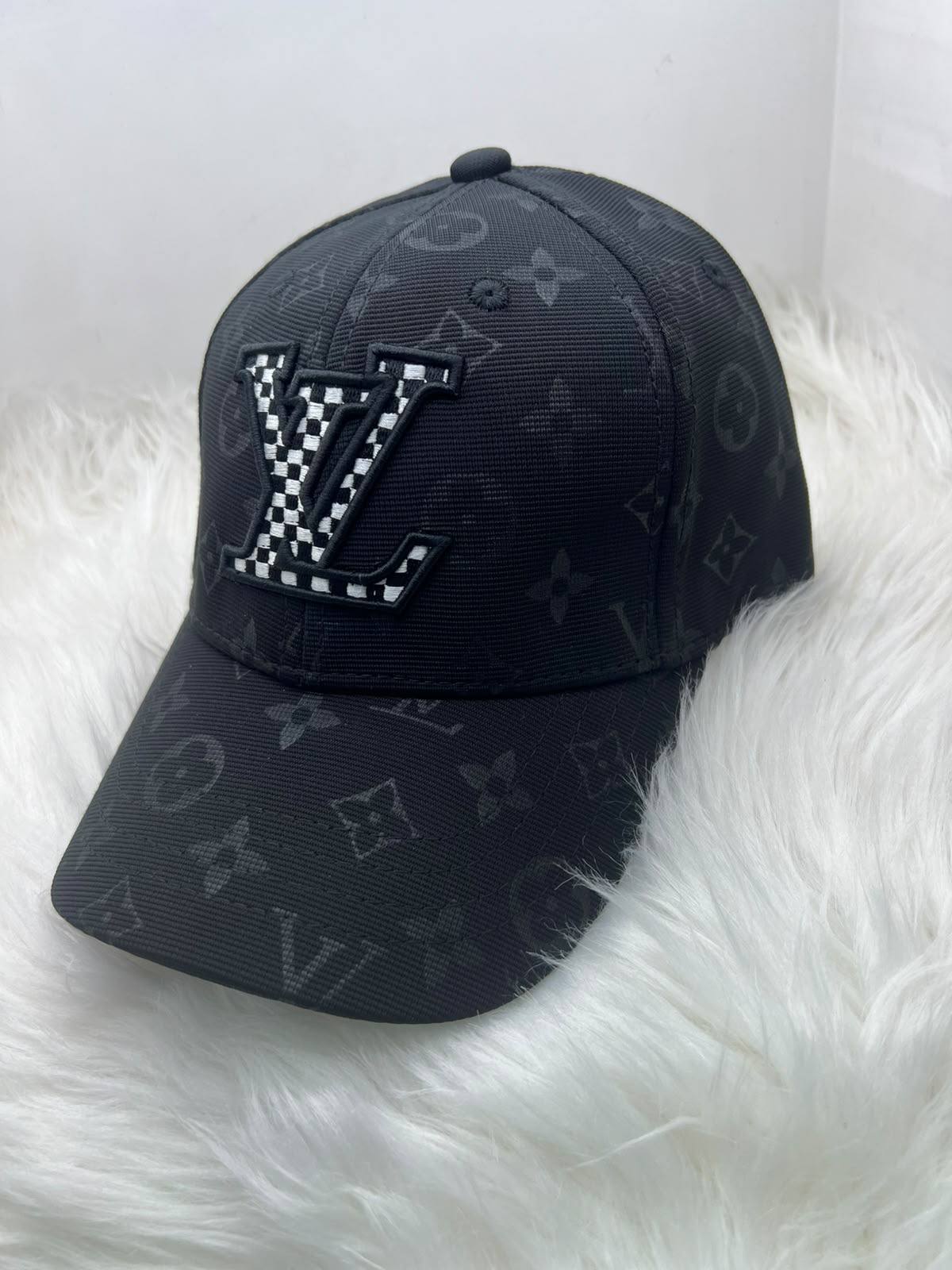 Caps

35 dhs🇦🇪🇦🇪

Zain182
♥️♥️♥️