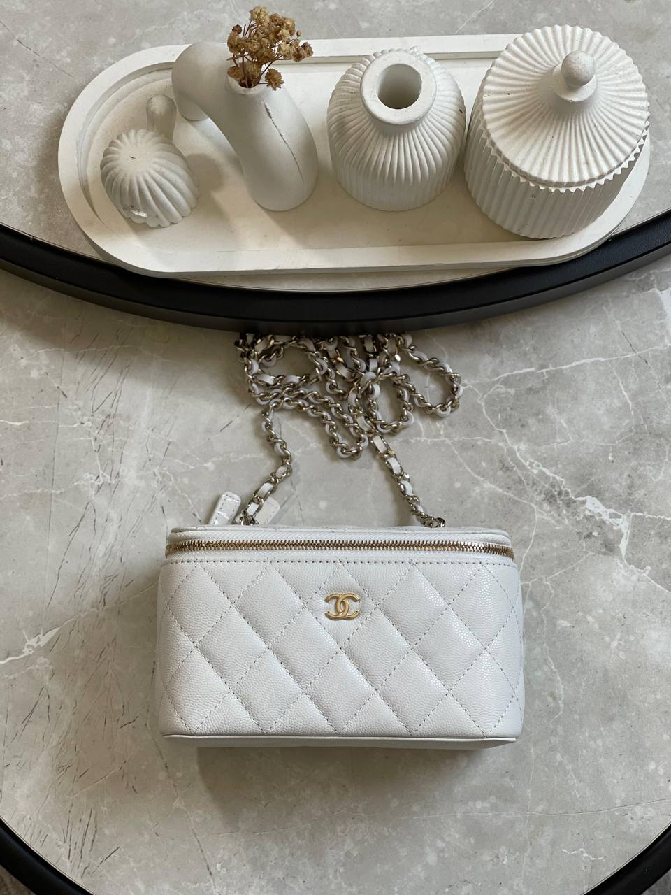 Chanel  ✨💥
Available original box 📦 
With full packing 🎀🎀
Super high quality 💥💥
For Price 👇 WhatsApp✅
0568585901 
0507557372
0552275751 Owner Zain 👌

Zain283
♥️♥️♥️
