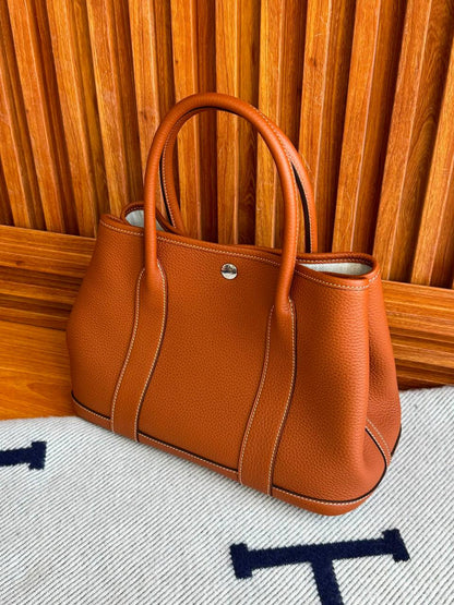 HERMES
SUPER MASTER QUALITY 
SIZE:30 cm
For Price 👇 WhatsApp✅
0568585901 
0507557372
0552275751 Owner Zain 👌

Zain307
♥️♥️♥️