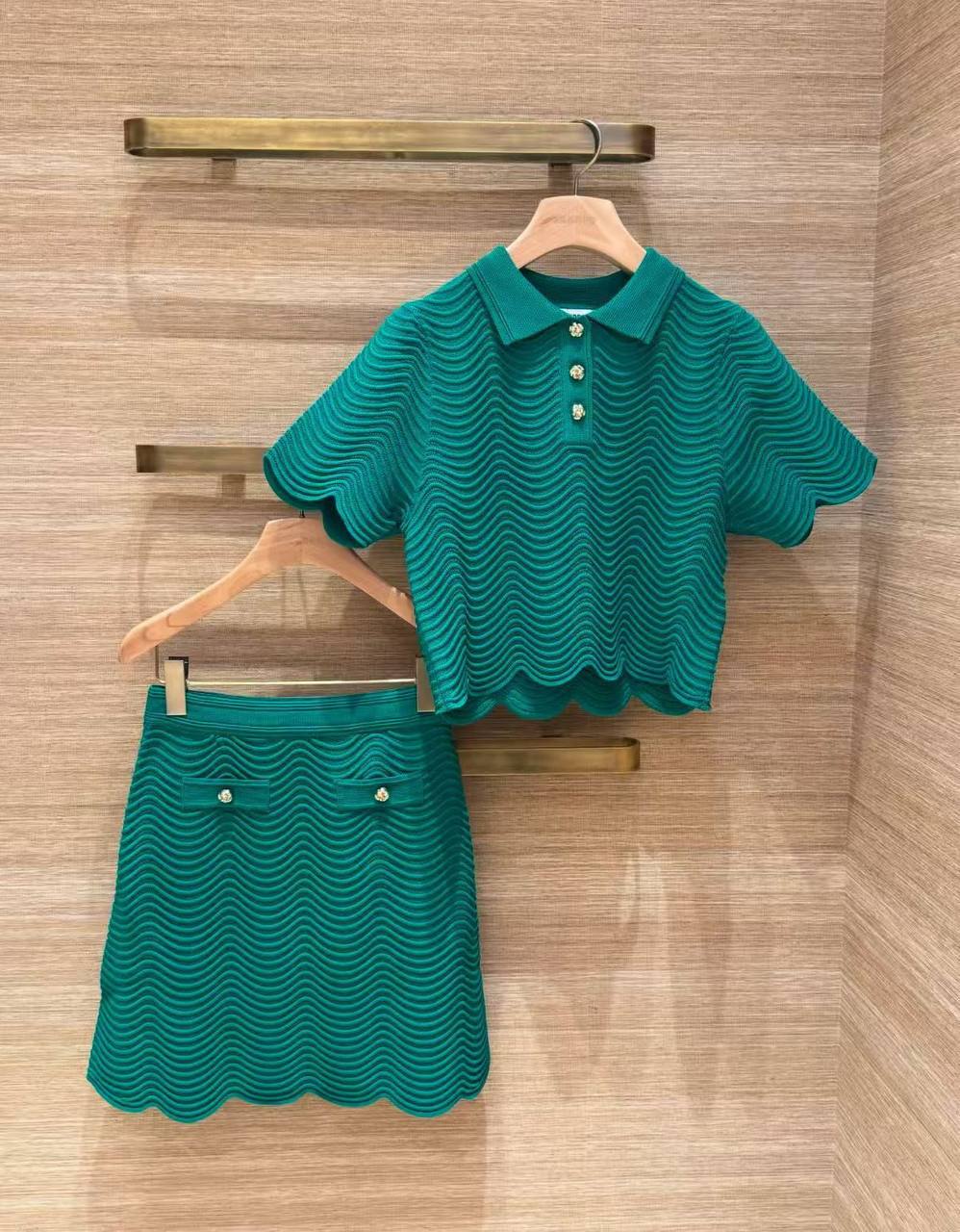 😍 SANDRO NEW😍✨
     VIP QUALITY ✨
Sizes: S to XL
450 dhs✅

Zain287
♥️♥️♥️