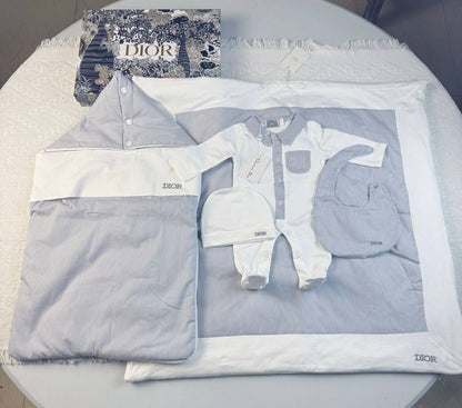 Baby Set
For Price 👇 WhatsApp✅
0568585901 
0507557372
0552275751 Owner Zain 👌

Zain151
♥️♥️♥️