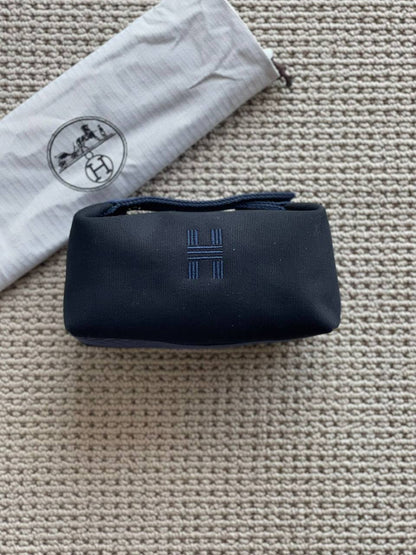 HERMES                                                            *Bride à brac Clutch Bag*                                    *Master Quality*
350 dhs

Zain179
♥️♥️♥️