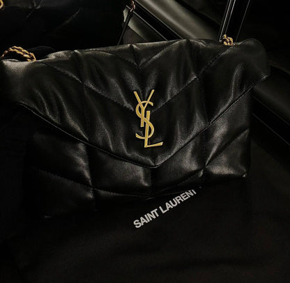 YSL
100 dhs✅
Good-quality 

with box
🎁🎁🎁

Zain35
♥️♥️♥️