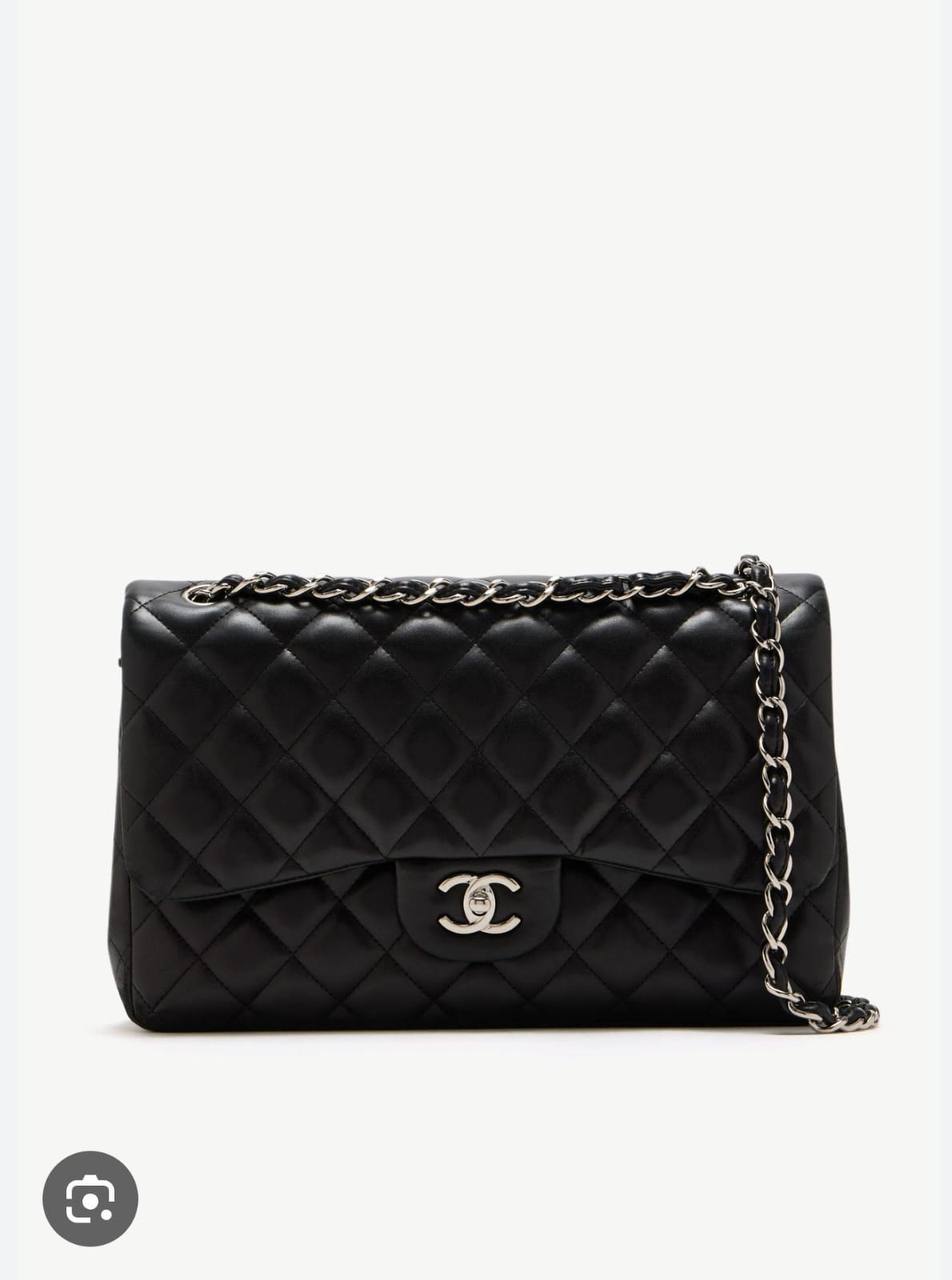 CHANEL 
GOOD QUALITY 
130 dhs🇦🇪🇦🇪
SIZE 28CM

Zain200
♥️♥️♥️