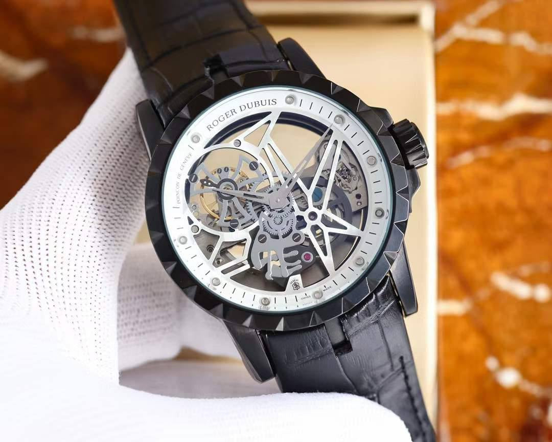 Roger dubuis 

for man 
280 dhs🇦🇪🇦🇪

Zain25
♥️♥️♥️