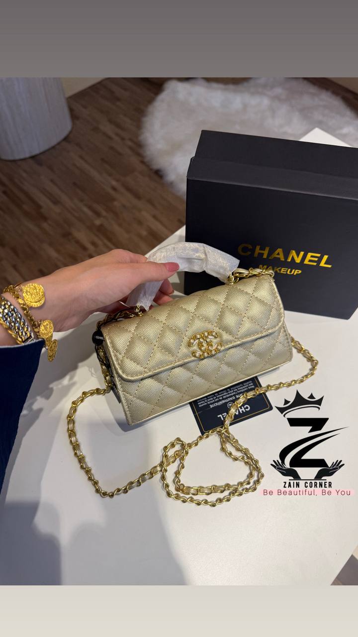 Chanel

110 dhs💓

with  box🎁🎁🎁

Size:19*11*5.5

Zain07

اطلبوها من الوتس المثبت في الأعلى👆🏻👆🏻

تواصلو معنا 👈🏻 Zain 
For order WhatsApp pinned 👆🏻

♥️♥️♥️