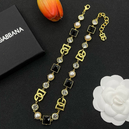 D&G set* 💐
Necklace 
Earrings 
Bracelet 
Master Quality ☘️

*170* AED normal box 📦

Zain48
♥️♥️♥️