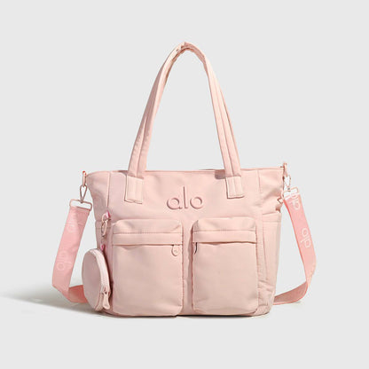 Alo
90 dhs🇦🇪🇦🇪
size 39×15×27cm

Zain42
♥️♥️♥️
