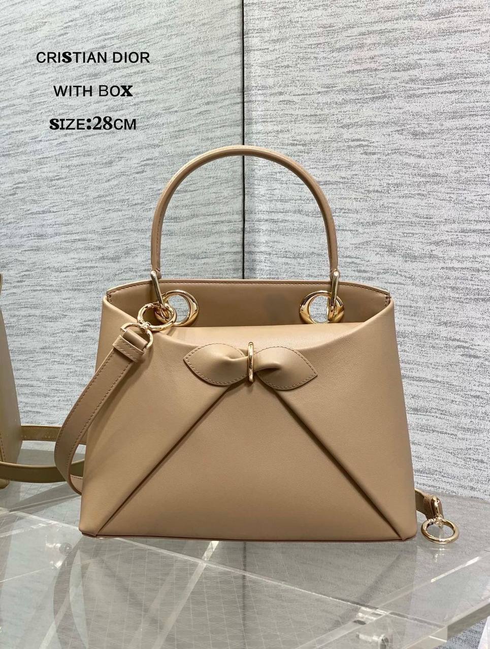 ᴄʀɪsᴛɪᴀɴ Dior ᴄɪɢᴀʟᴇ ʙᴀɢ
sɪɴɢʟᴇ ᴛᴏᴘ ʜᴀɴᴅʟᴇ/ ᴄʀᴏss ʙᴏᴅʏ
ʟɪɢʜᴛᴡᴇɪɢʜᴛ ᴇʟᴇɢᴀɴᴄᴇ
ᴡɪᴛʜ ʙᴏx
🎁🎁🎁

sᴏғᴛ ʟᴇᴀᴛʜᴇʀ ᴍᴀᴛᴇʀɪᴀʟ
sɪᴢᴇ:𝟐𝟖ᴄᴍ
115 dhs✅

Zain56
♥️♥️♥️