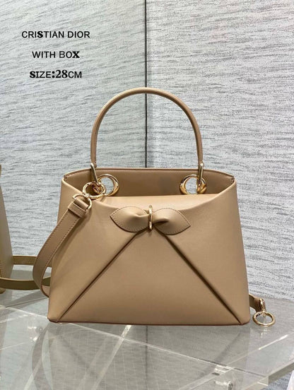 ᴄʀɪsᴛɪᴀɴ Dior ᴄɪɢᴀʟᴇ ʙᴀɢ
sɪɴɢʟᴇ ᴛᴏᴘ ʜᴀɴᴅʟᴇ/ ᴄʀᴏss ʙᴏᴅʏ
ʟɪɢʜᴛᴡᴇɪɢʜᴛ ᴇʟᴇɢᴀɴᴄᴇ
ᴡɪᴛʜ ʙᴏx
🎁🎁🎁

sᴏғᴛ ʟᴇᴀᴛʜᴇʀ ᴍᴀᴛᴇʀɪᴀʟ
sɪᴢᴇ:𝟐𝟖ᴄᴍ
115 dhs✅

Zain56
♥️♥️♥️
