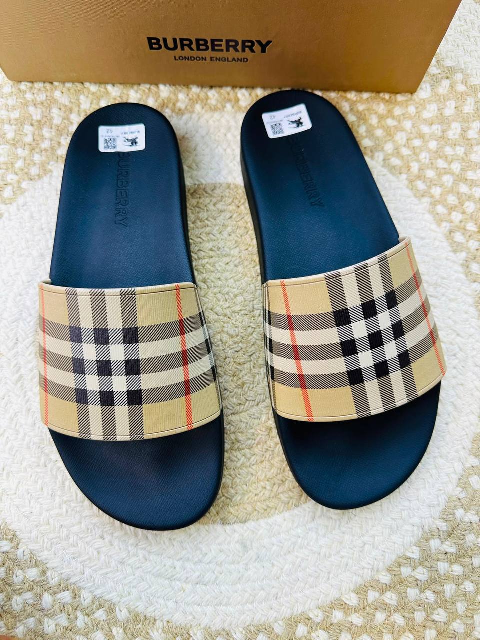 New
Size 40-46 
120 dhs💓

Zain132
♥️♥️♥️