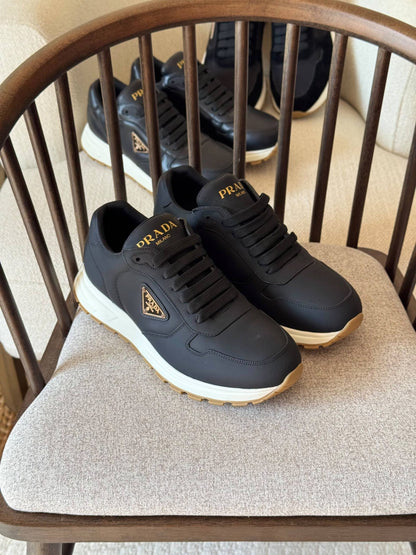 Prada Sneakers

Vip Quality

Size: 40 to 46
480 dhs🇦🇪🇦🇪

Zain185
♥️♥️♥️