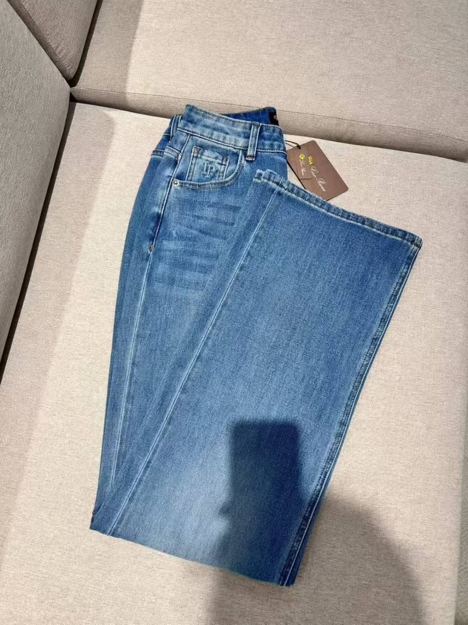LORO PIANA
*Super Master quality*
*Sizes:S M L XL*

350 dhs🇦🇪🇦🇪

Zain308
♥️♥️♥️