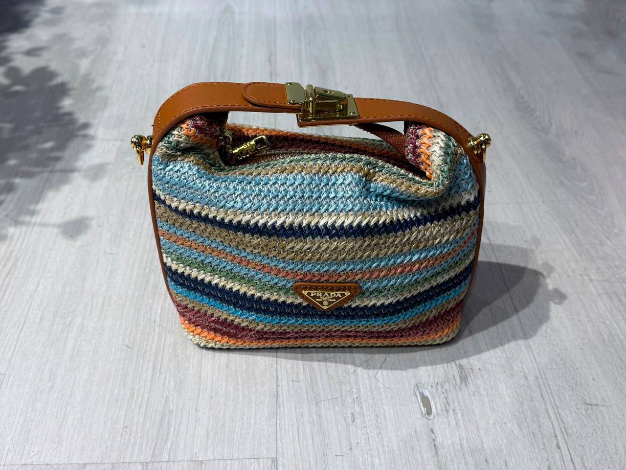 PRADA 
Rainbow beach bag 
21 cm
95 dhs✅

Zain254
♥️♥️♥️