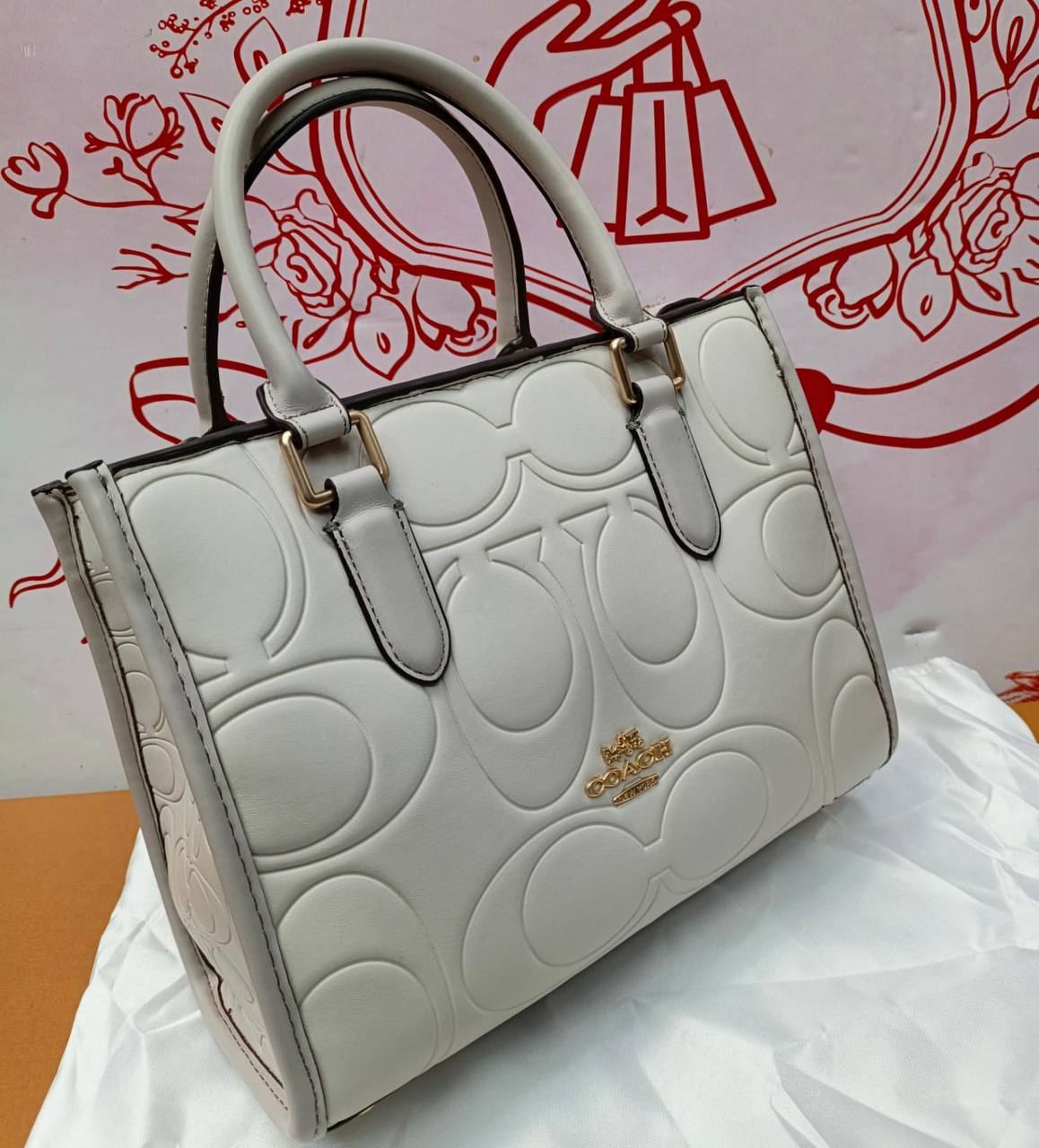 Coach
115 dhs🇦🇪🇦🇪

Zain169
♥️♥️♥️