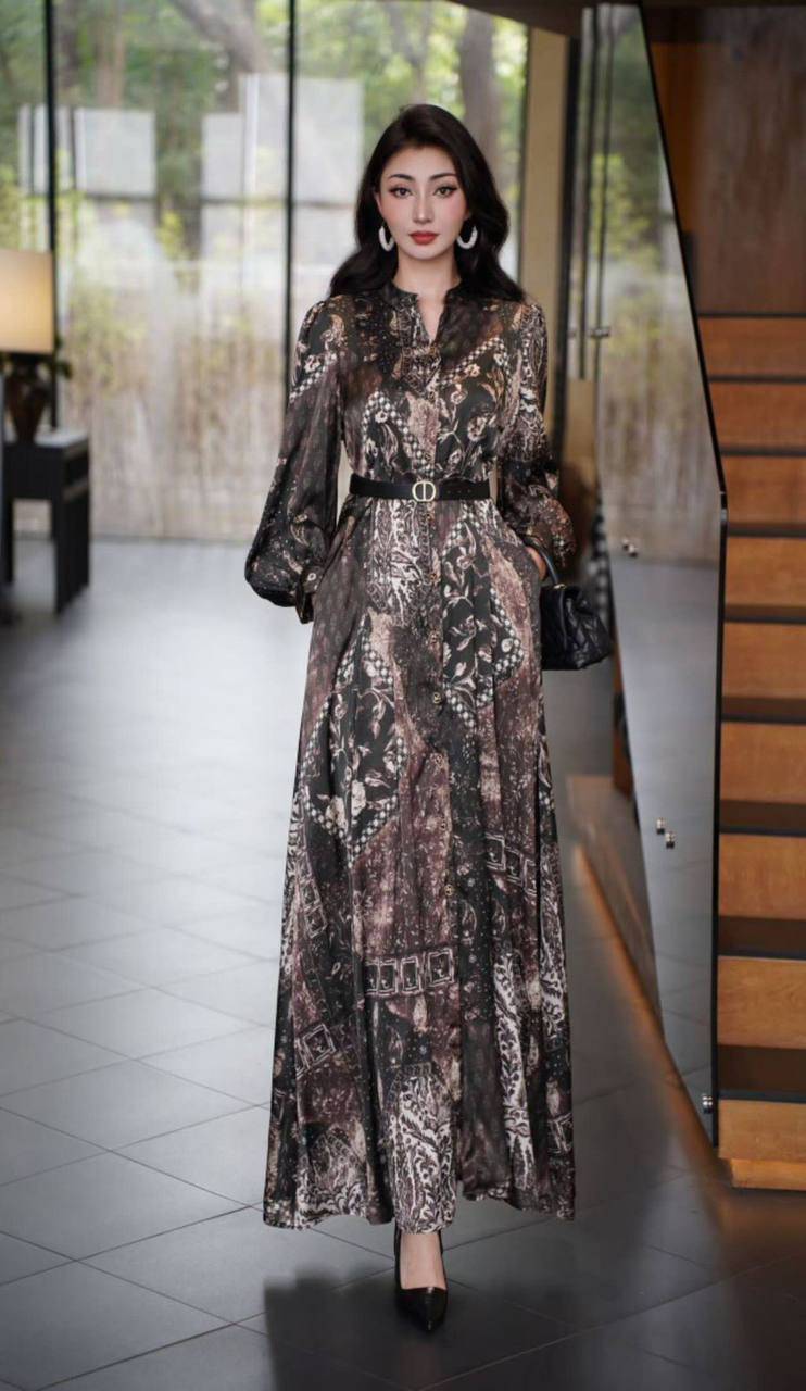 Silk long dress 
M L XL XXL 3XL
130 dhs✅

Zain295
♥️♥️♥️