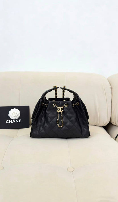 Chanel

95 dhs🇦🇪🇦🇪🇦🇪

size：22cm


Zain35
♥️♥️♥️