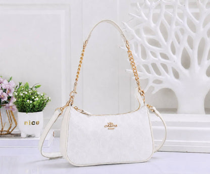 Coach
25cm 
95 dhs✅
With Box

Zain50
♥️♥️♥️