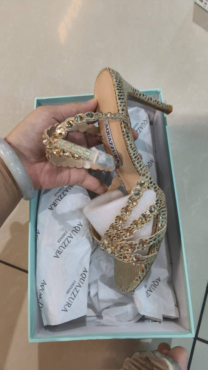 AQ
Size 36 to 41 
120 dhs🇦🇪🇦🇪

Zain146
♥️♥️♥️