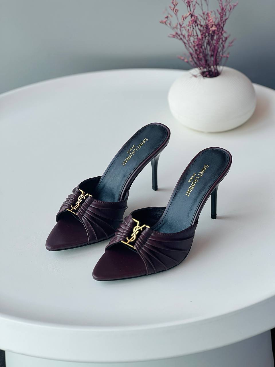 Ysl ✨⭐️
Size 36-41
_Super master high quality_🪡
450 dhs💛

Zain176
♥️♥️♥️