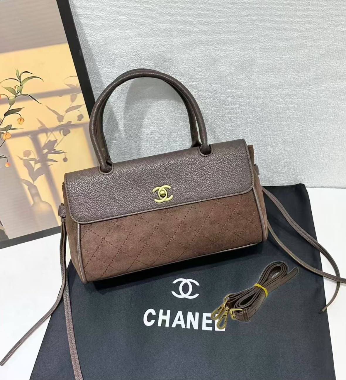 CHANEL 

NEW CAME 

HIGH QUALITY
125 dhs🇦🇪🇦🇪

Zain39
Zain295
♥️♥️♥️