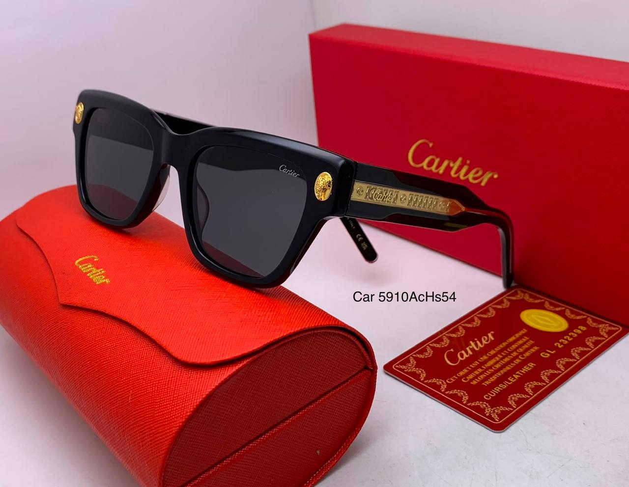 Ladies sunglasses 

super master quality 

160 dhs🇦🇪

Zain126
♥️♥️♥️
