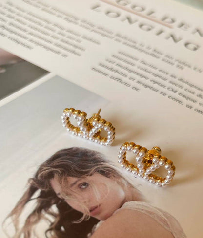 Valentino Earrings* 💕
Master quality 

45 dhs🗽
normal box 📦

Zain48
♥️♥️♥️