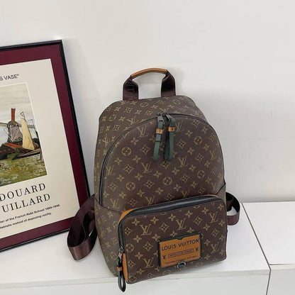 LV
37*28*17 cm
85 dhs👑

Zain17
♥️♥️♥️