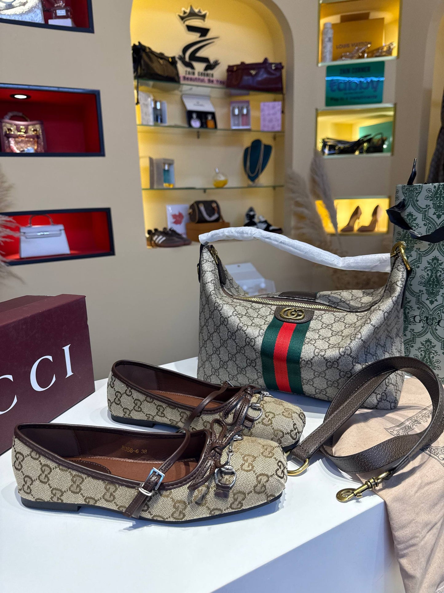 Gucci offer

210 dhs 

Zain23921

اطلبوها من الوتس المثبت في الأعلى👆🏻👆🏻

تواصلو معنا 👈🏻 Zain 
For order WhatsApp pinned 👆🏻

♥️♥️♥️