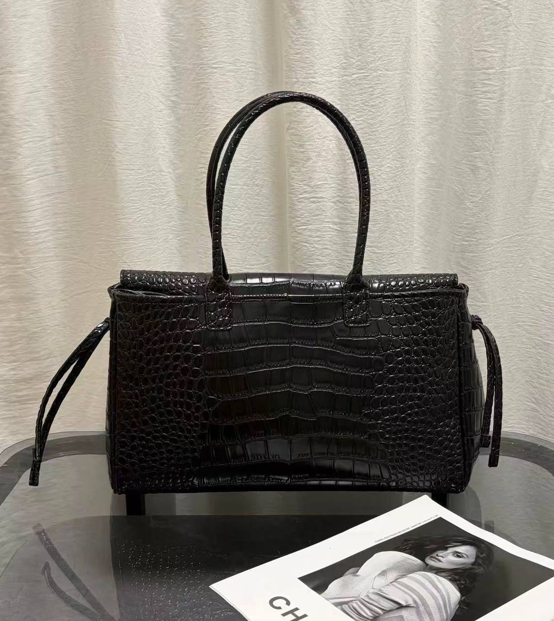 CHANEL 

MASTER QUALITY 

RESTOCK 

350 DHS🇦🇪🇦🇪

Zain295
♥️♥️♥️