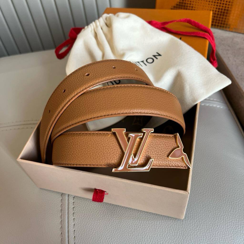 LV Belt
💜*super master*💜
300 dhs✅

Zain160
♥️♥️♥️