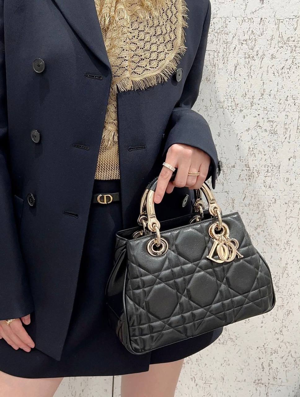 DIOR 
MASTER QUALITY 
SPECIAL OFFER
220 dhs💛
leather

Zain295
♥️♥️♥️
