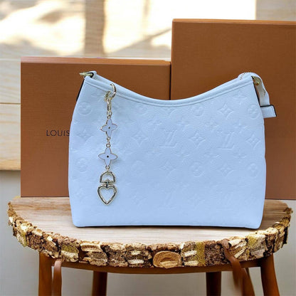 LV

with box
🎁🎁🎁

90 dhs✅

Zain72
♥️♥️♥️