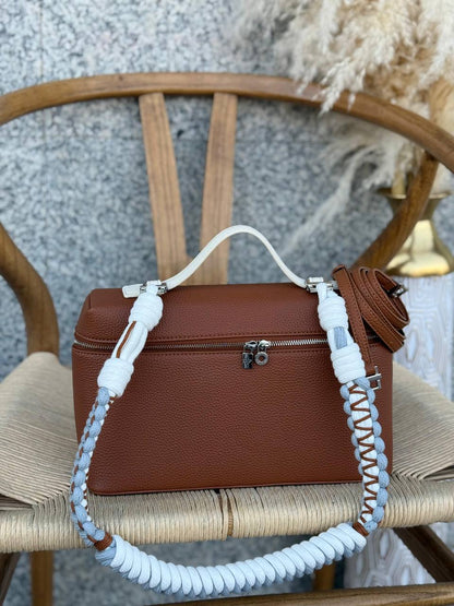 LORO PIANA

27cm
370 dhs🪙🌨️

Top quality 
With box🎁

Zain167
♥️♥️♥️