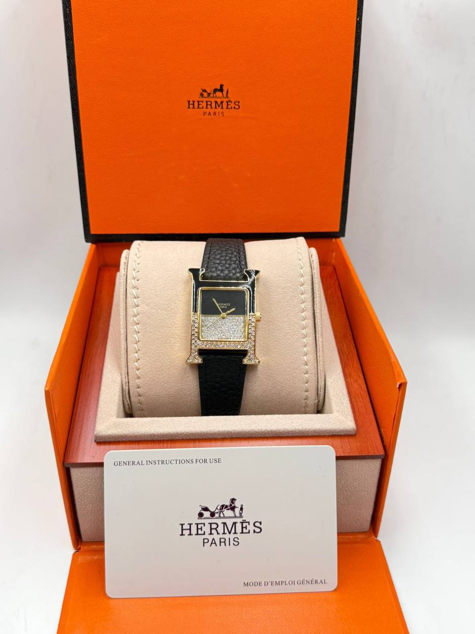 Hermes ladies 
55 dhs🪙🌨️

Zain08
♥️♥️♥️