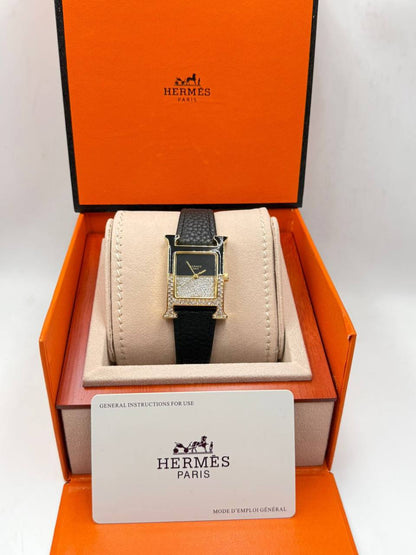 Hermes ladies 
55 dhs🪙🌨️

Zain08
♥️♥️♥️