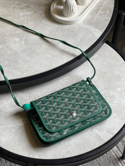 Goyard  ✨💥
Available original box 📦 
With full packing 🎀🎀
Super high quality 💥💥


For Price 👇 WhatsApp✅
0568585901 
0507557372
0552275751 Owner Zain 👌

Zain283
♥️♥️♥️