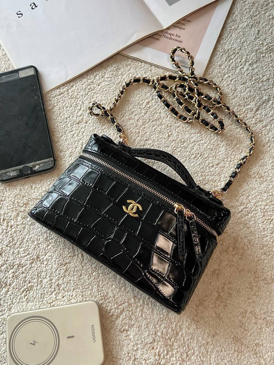 CHANEL 

new arrival 

240 dhs 🇦🇪🇦🇪
19cm🥰🥰

Zain228
♥️♥️♥️