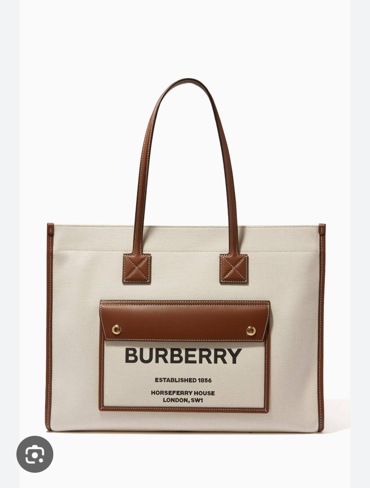 BURBERRY 
GOOD quality
90 dhs🇦🇪🇦🇪 
33CM

Zain200
♥️♥️♥️