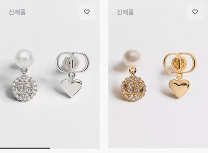 Dior 
Earring 🐦‍🔥
Master quality 💯
With normal boxes 📦 
45 dhs🇦🇪🇦🇪
With master box 🗃️ 
70 dhs🇦🇪🇦🇪

Zain216
♥️♥️♥️