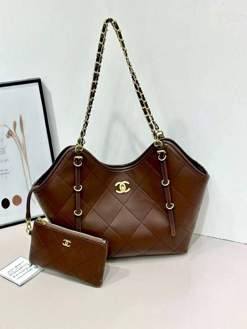 Chanel
95 dhs✅

Zain219
♥️♥️♥️